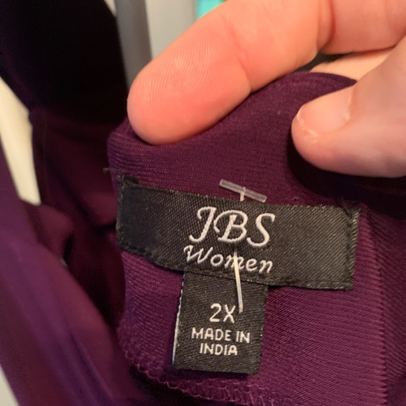 JBS‎ Woman cold shoulder rhinestone embellished dress. NWOT - Picture 4 of 5